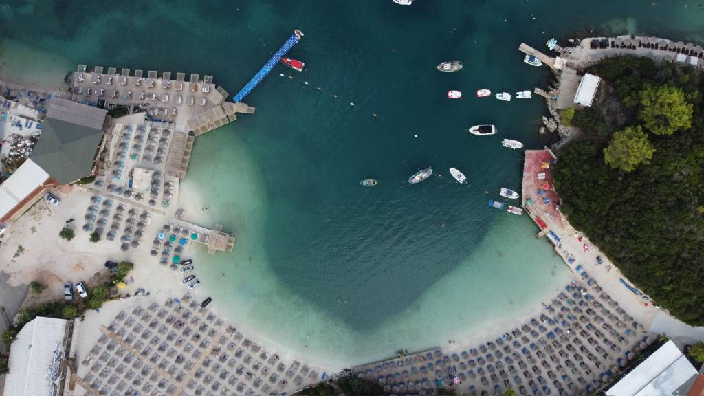 Kust bij Ksamil.